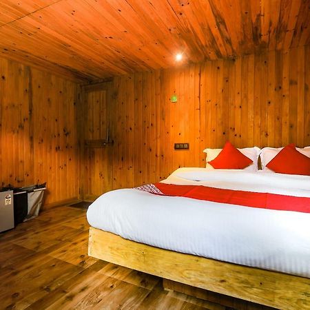 Oyo 36006 Eastern Retreat Hotel Nunmati Екстериор снимка